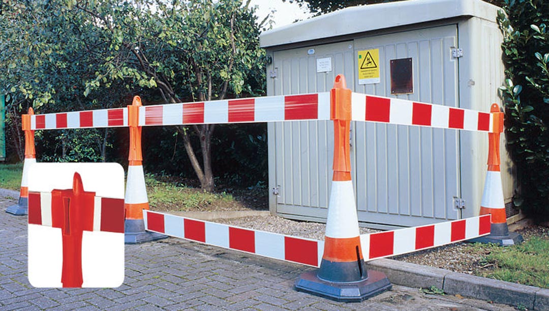 Reflective Street Barrier Hire